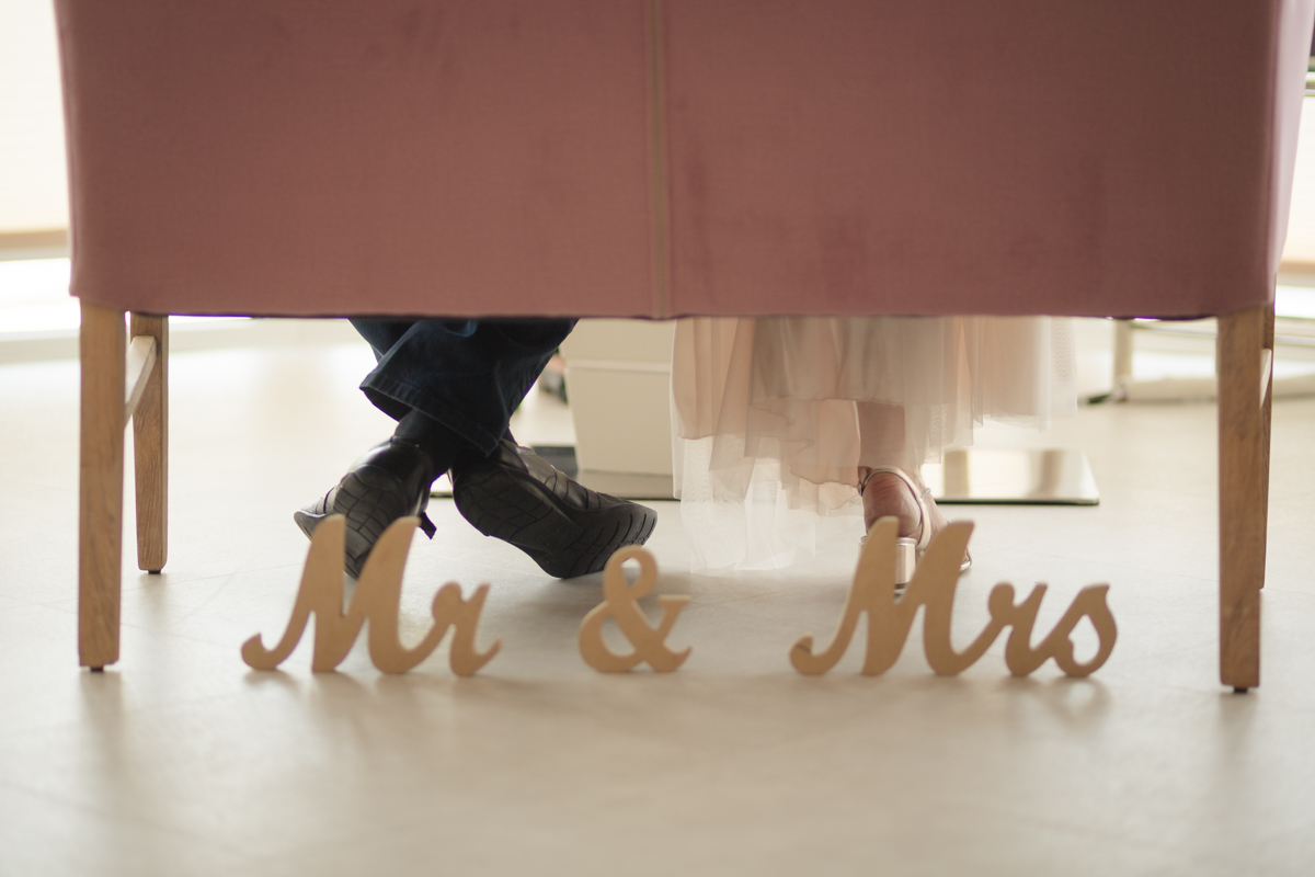 Claudia und Fred im Floating House der Marina Kröslin bei ihrer Trauung